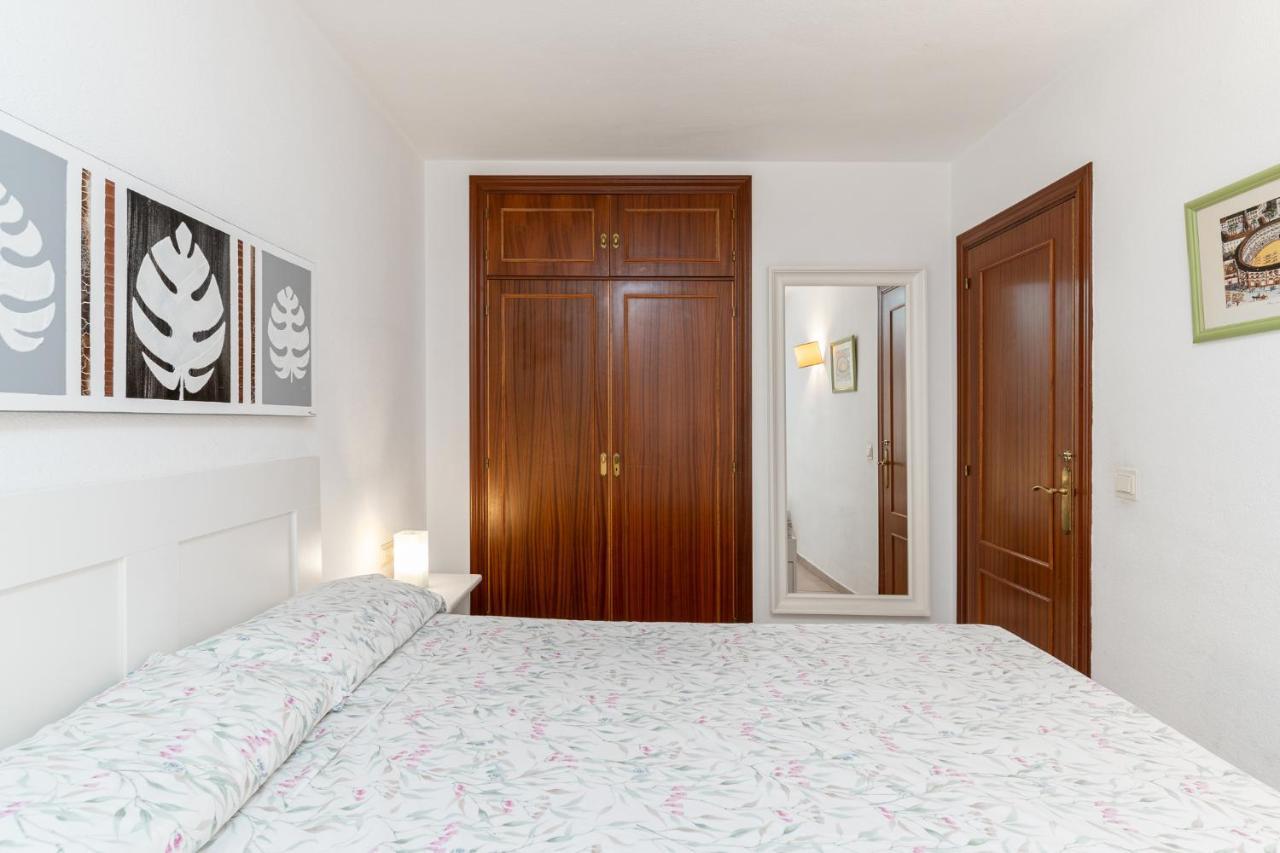 Lovely Apartment Next To The Beach Torremolinos Esterno foto